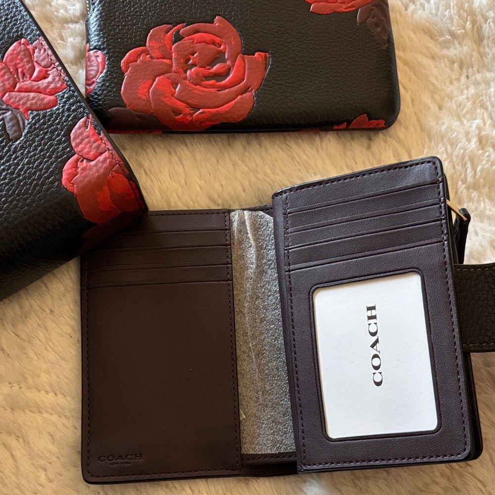 Coach Red Rose/Black Wallet Trio - Picture 3 of 5